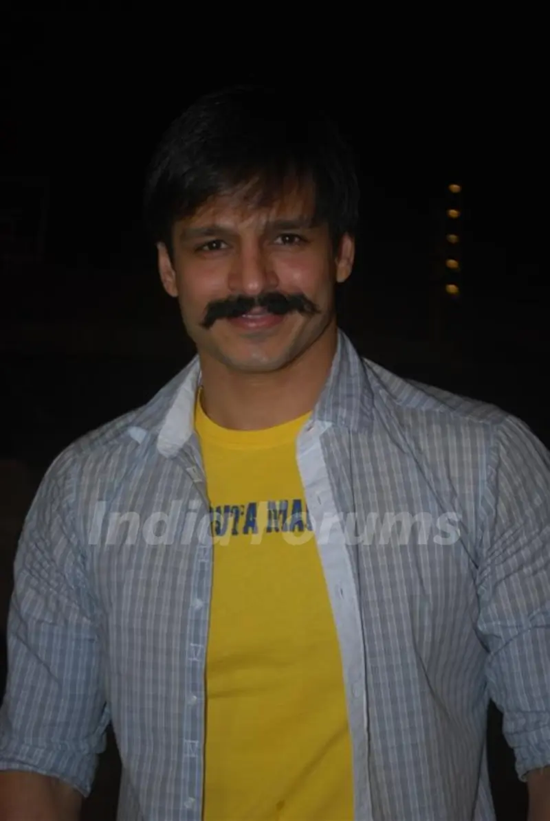 Vivek Oberoi visited Sankalp Dandiya, Mumbai