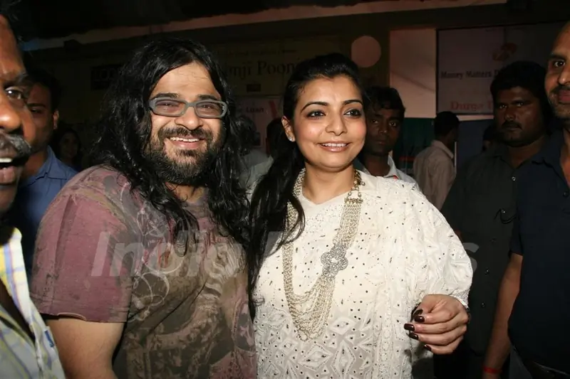 Vaibhavi Merchant and  Pritam Chakraborty celebrated "Sarbojanin Durga Puja"