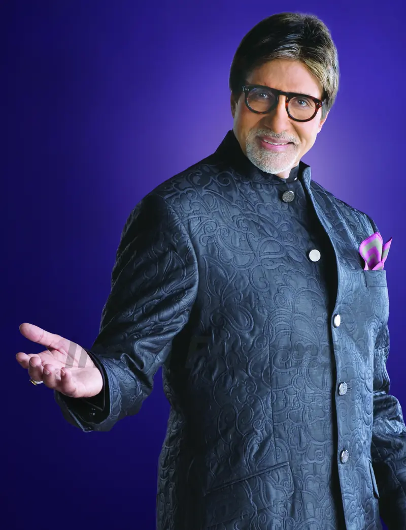Amitabh Bachchan as a host in Kaun Banega Crorepati 4