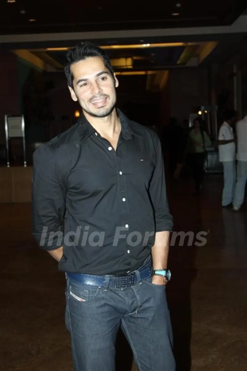Dino Morea at ET Retail awards 2010
