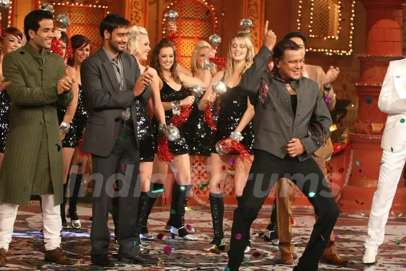 Cast of Movie Golmaal 3 and Mithun on the sets of Colors Diwali show