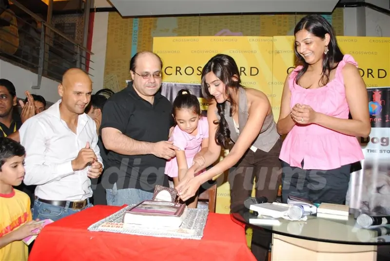 Sonam Kapoor unveils 'Dog-Send The Story Of Simba' book at Kemps Corner