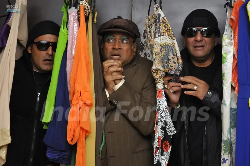 Still from the movie No Problem