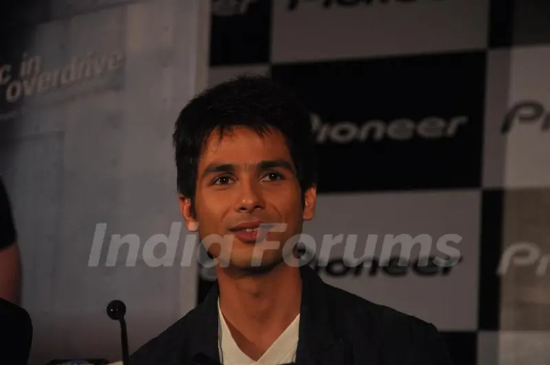 Shahid Kapoor at Autocar Show