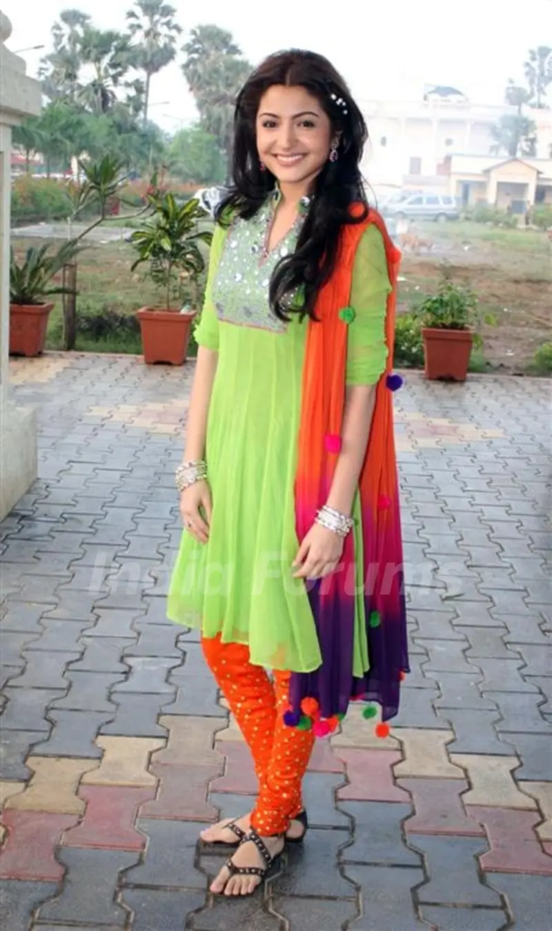 Anushka Sharma on the sets of Saas Bina Sasural