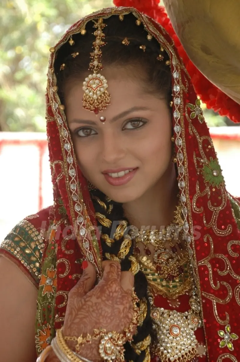 Drashti Dhami