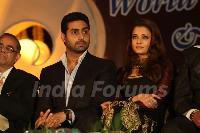 Abhishek Bachchan and Aishwarya Rai Bachchan during an World bunts sports meet of 2010 in Mumbai