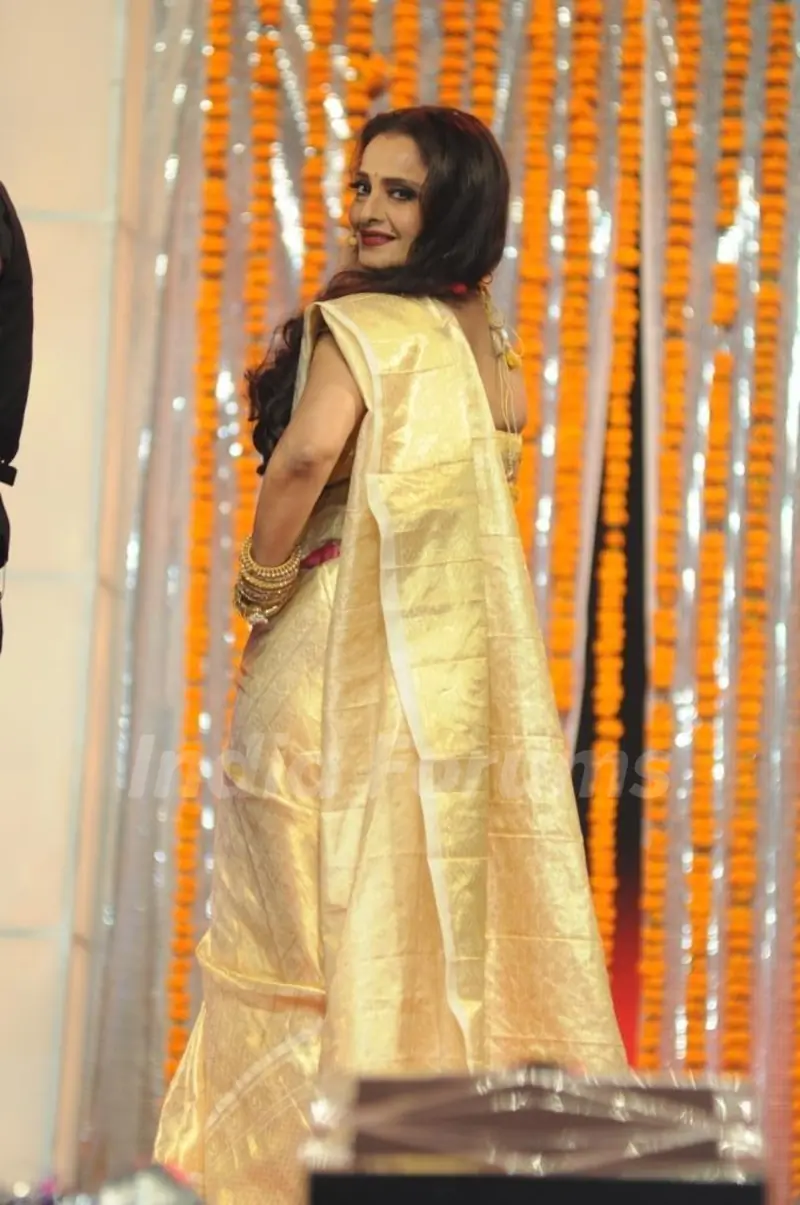 Beautiful Rekha poses during a performance on 17th Annual STAR Screen Awards