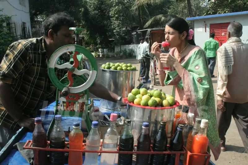 Still from tv show Baba Aiso Varr Dhundo