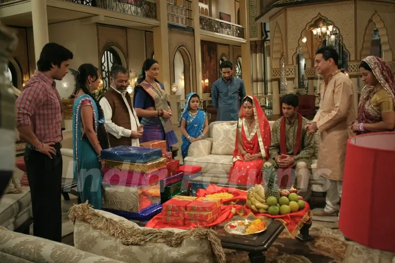 Still scene from tv show Baba Aiso Varr Dhundo