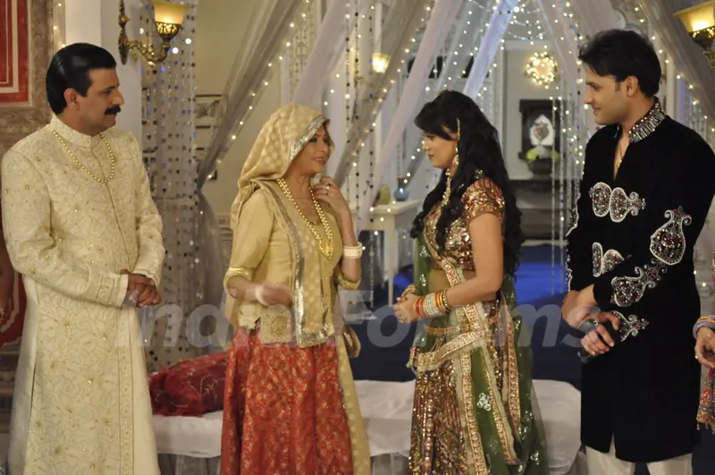 On the sets Of Shorr - Kankoo Ki Kahani Kankoo Ki Zubani