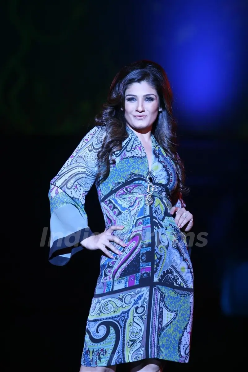 Raveena Tandon walking on the ramp for Chivas Studio Fashion Show at Mahalaxmi Race Course