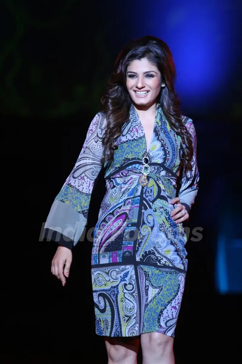 Raveena Tandon walking on the ramp for Chivas Studio Fashion Show at Mahalaxmi Race Course