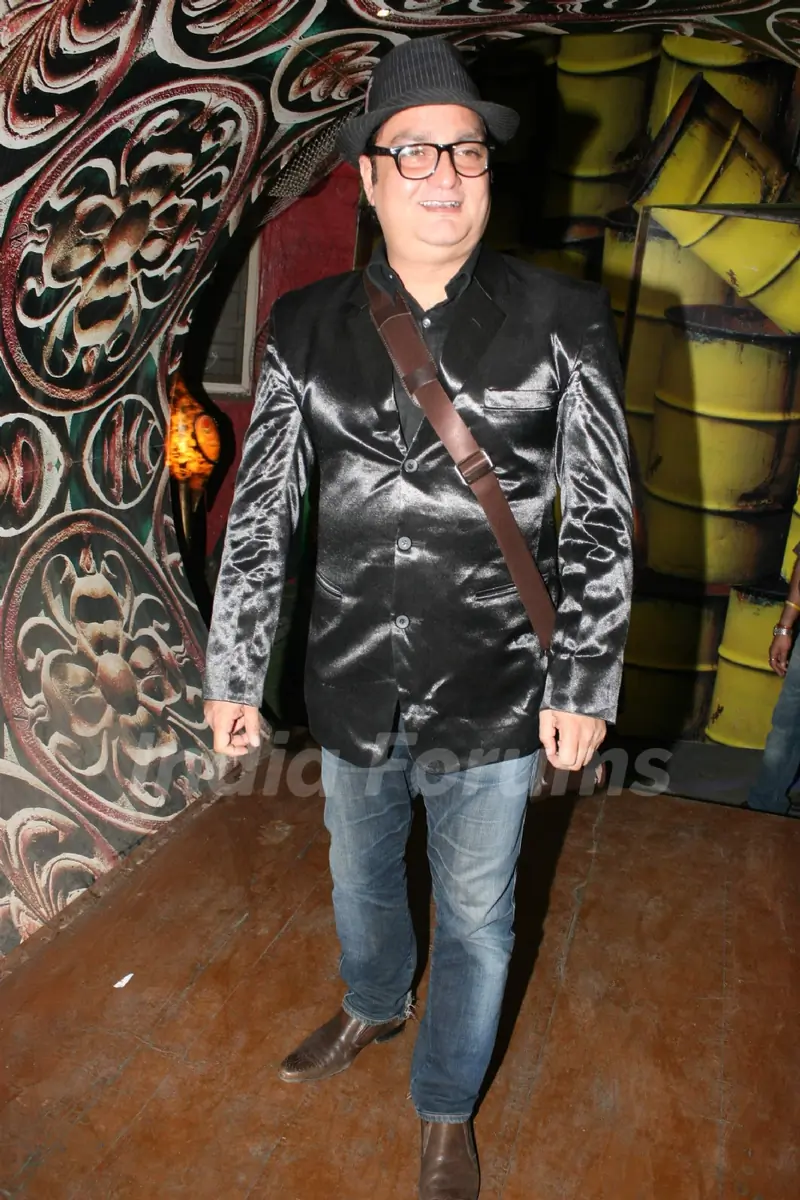 UTT Patang film bash with Vinay Pathak at Dockyard. .