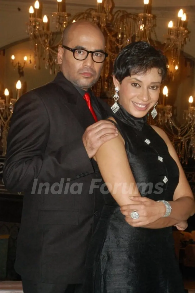 Mohan Kapoor and Aaradhna Uppal in Kitani Mohabbat Hai - 2