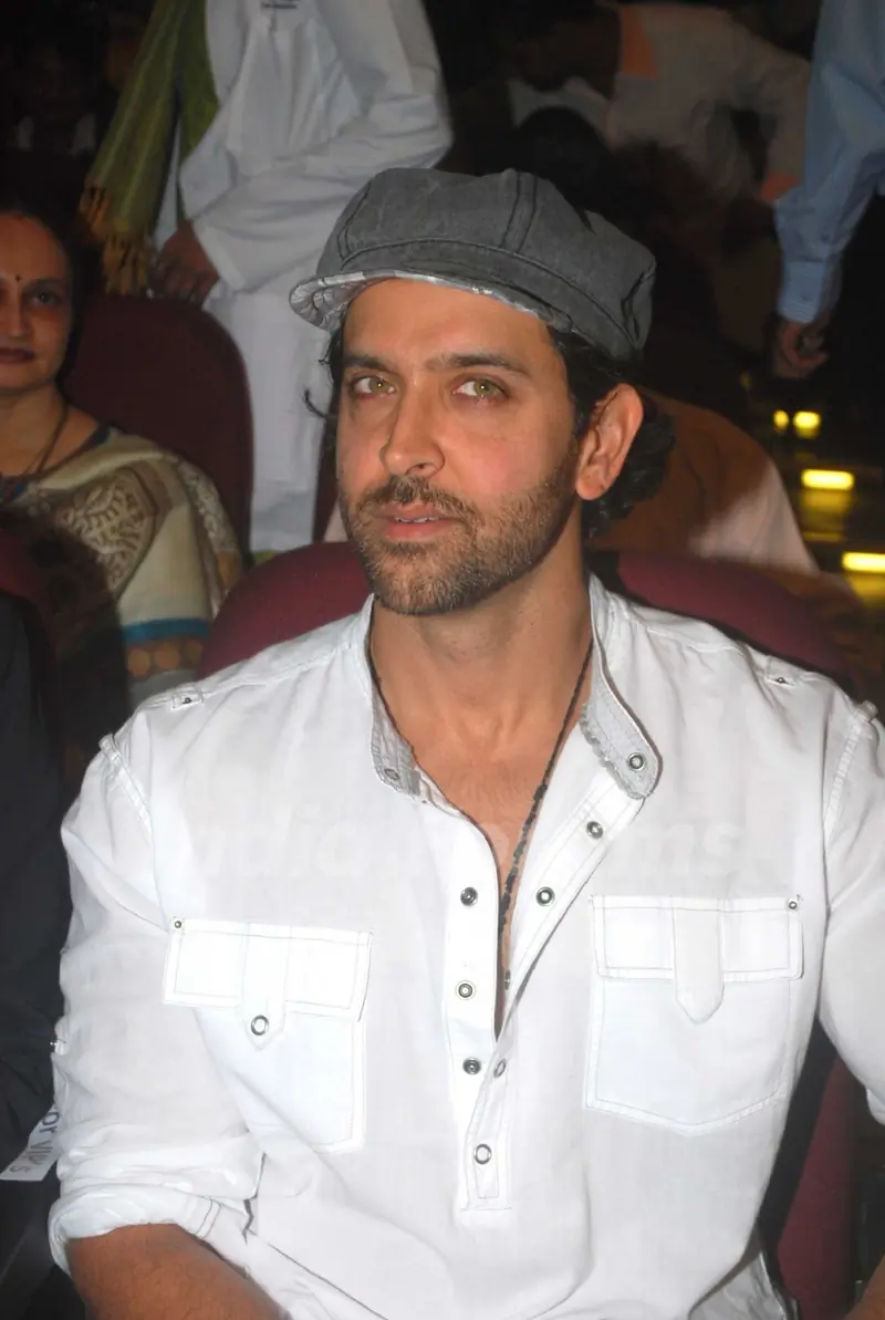 Hrithik Roshan at the launch of 'Save a heart' campaign by SevenHills