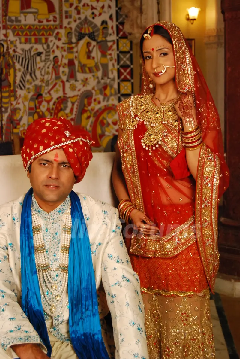 Still image of Lata and Sanjeev