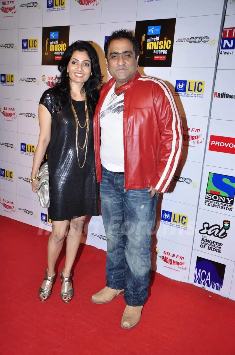 Kunal Ganjawala at Mirchi Music Awards 2011 at BKC