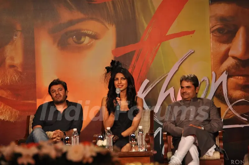 Priyanka Chopra and Vishal Bharadwaj at '7 Khoon Maaf' Press Conference