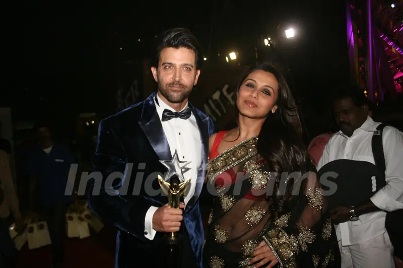 Rani Mukherjee and Hrithik Roshan at Stardust Awards-2011