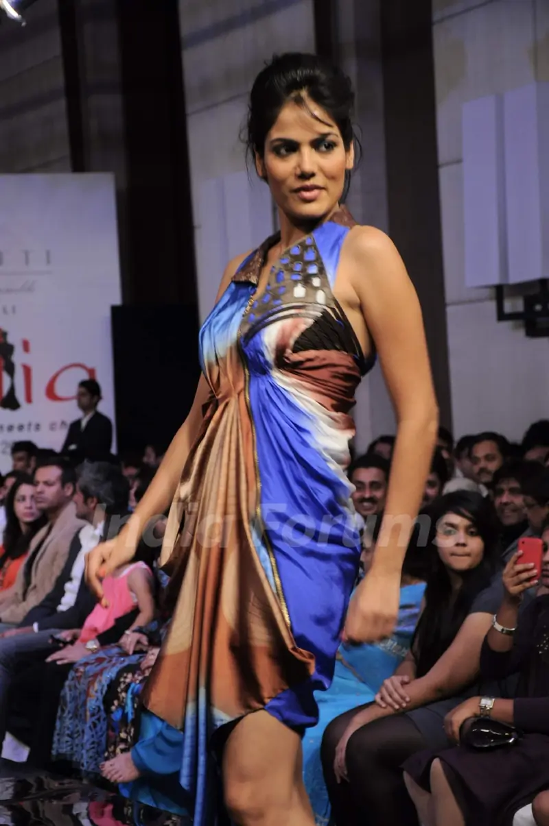 Model at Gitanjali Tour De India fashion  show at Trident. .