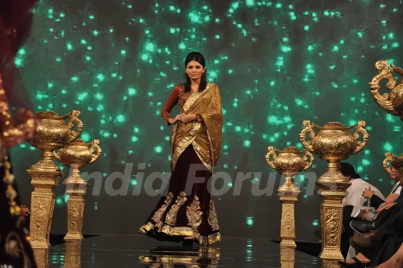 Models walk the ramp for Gitanjali Cyclothon Fashion Show 2011