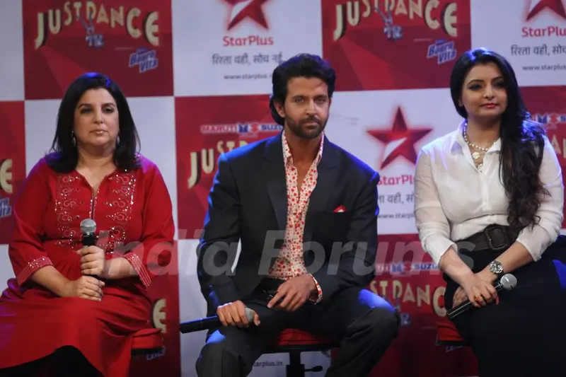Hrithik Roshan, Farah Khan and Vaibhavi Merchant at TV talent show 'Just Dance'