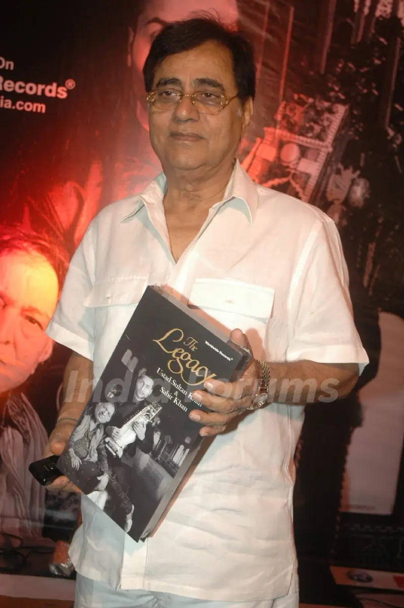 Jagjit Singh at Zakir hussain launches album &quot;The Legacy&quot;by Ustad Sultan Khan and his son Sabir Khan