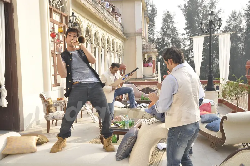 Shahid Kapoor features in the new TVC for Colgate MaxFresh gel. .
