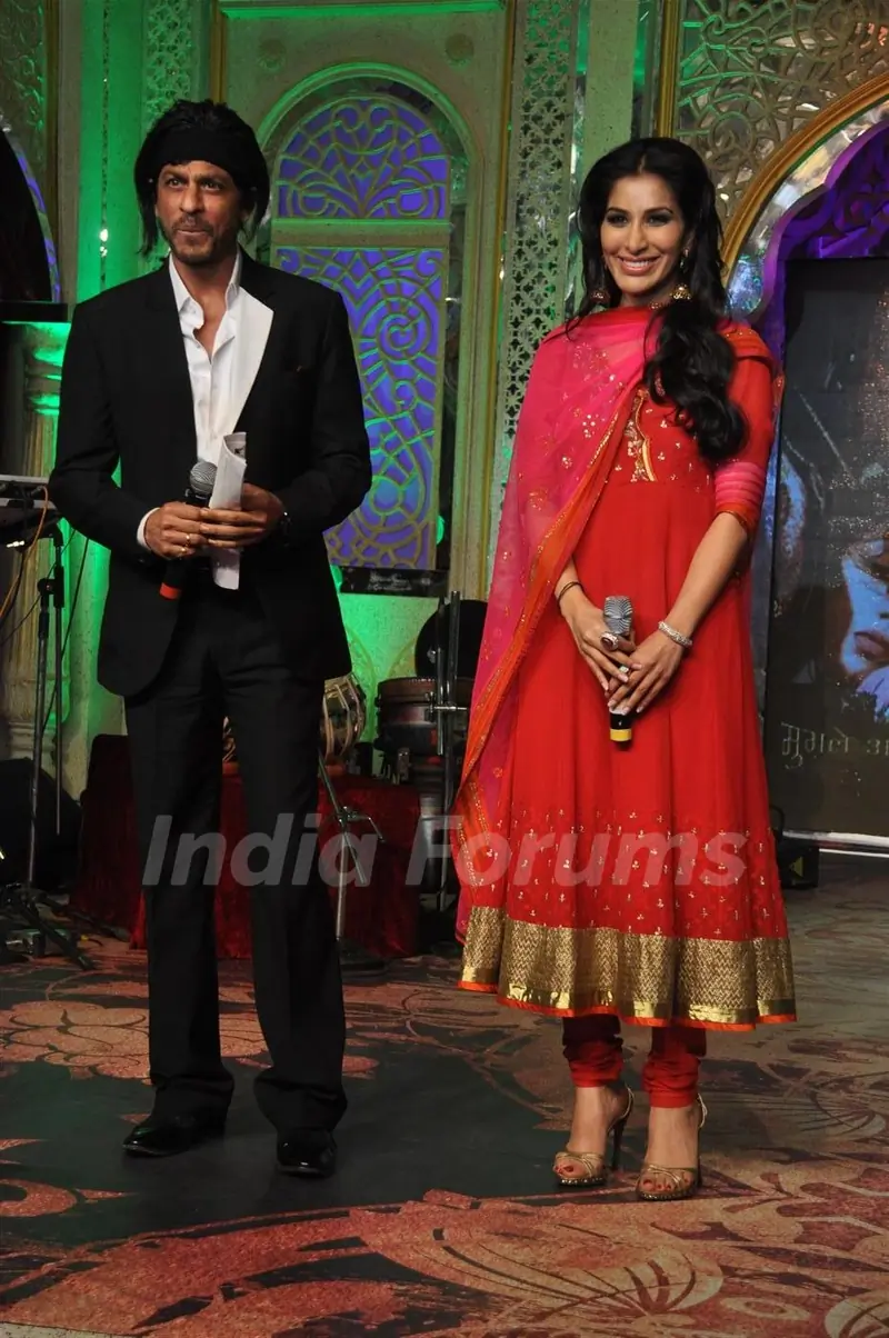 Shah Rukh Khan and Sophie Chowdhary unveils Mughal-e-Azam documentary at JW Marriott, Juhu. .