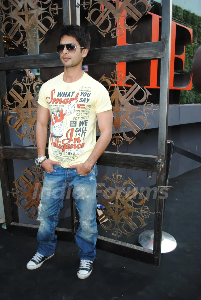 Shahid Kapoor at 'The Charcoal Project'