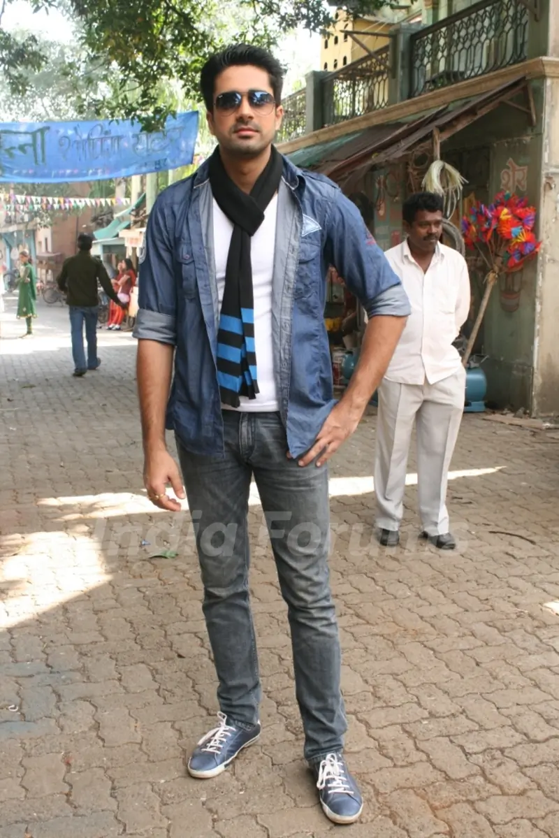Avinash Sachdev as Dev in Chhoti Bahu