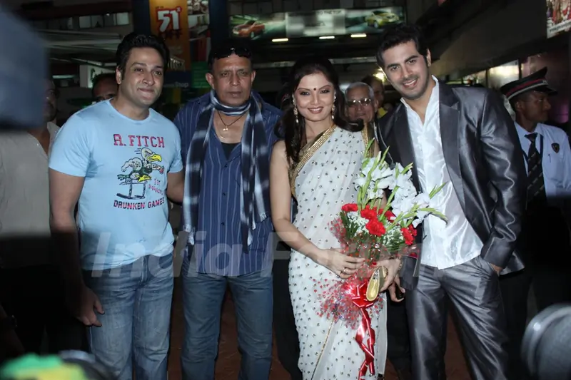 Deepshikha, Mithun, Inder Kumar and Kaishav Arora at Music launch of movie 'Yeh Dooriyan' at Inorbit