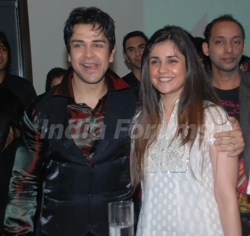 Vaishali at Piyush Sachdev birthday bash -A rocking affair