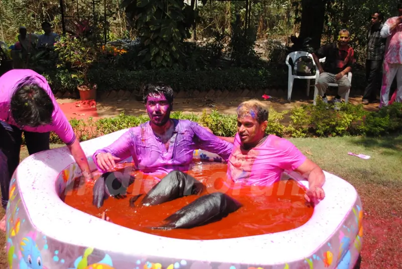 Siddharth Kannan and Bappa Lahiri at Holi Party at Versova
