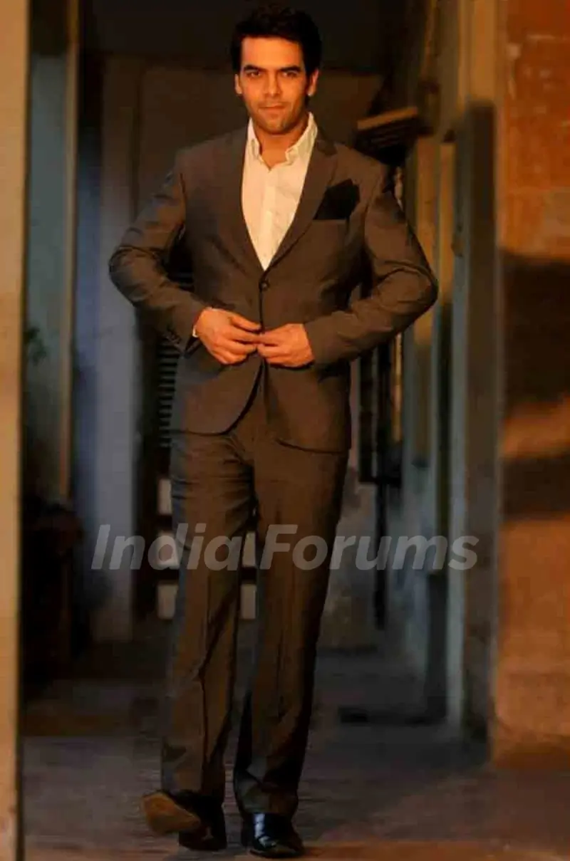 Sanjay R Gagnani