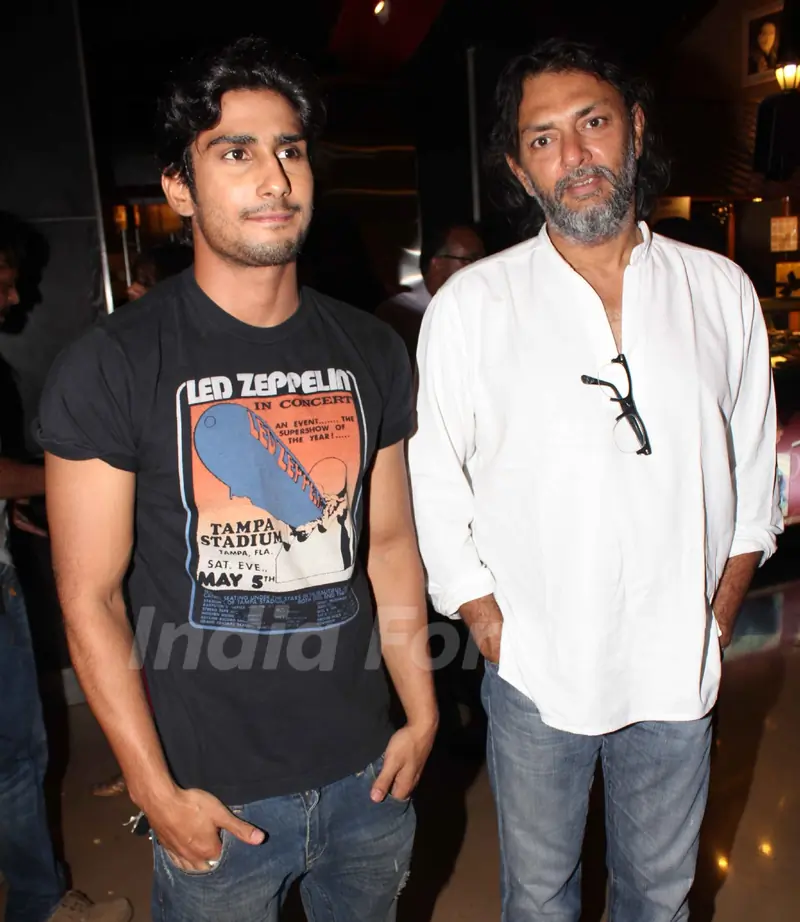 Rakeysh Omprakash Mehra and Prateik Babbar at special screening of movie 'Dum Maaro Dum' at PVR Juhu