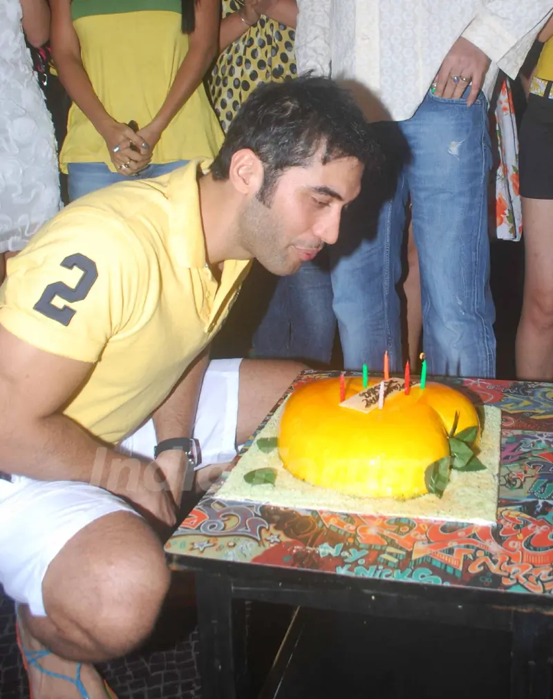 Kushal Punjabi's Birthday bash