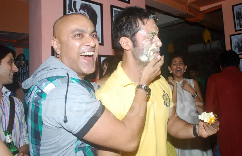 Baba Sehgal at Kushal Punjabi's Birthday bash