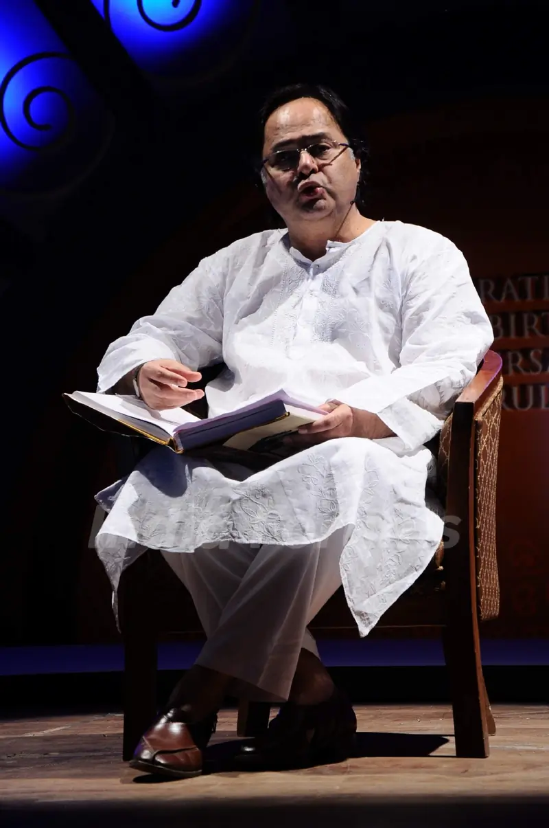 Farooque Shaikh at Tagore Literature Awards at Ravindra Natya Mandir