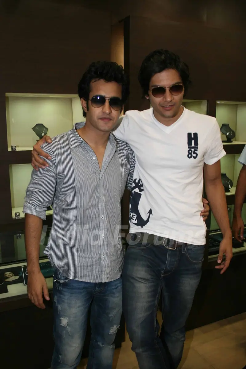Always Kabhi Kabhi star Ali Fazal and Satyajeet Dubey at Gitanjali D'damas new collection launch