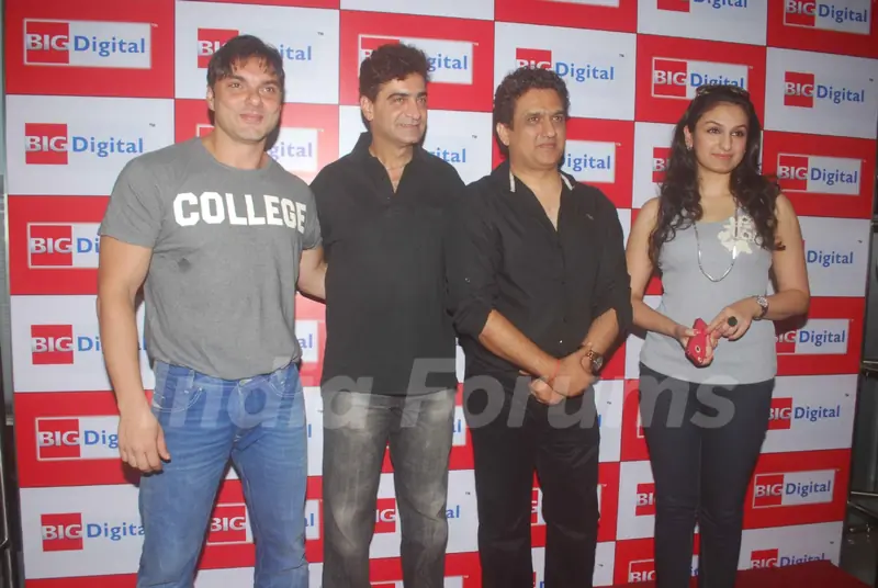 Sohail Khan and Akriti Kakar at Daboo Malik's album 'Tum Milo Na Milo' launch