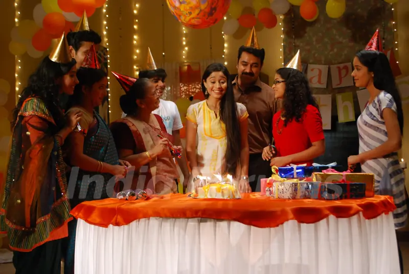 Still from tvshow Navya