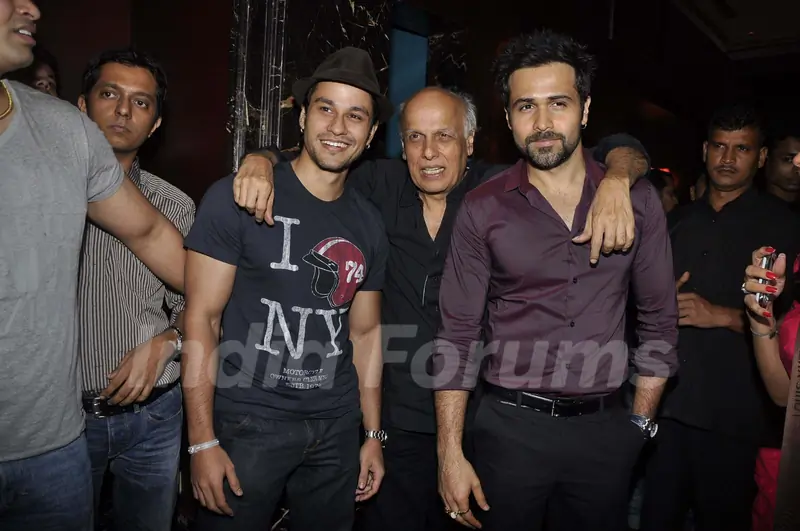 Mahesh Bhatt with Kunal Khemu and Emraan at Murder 2 success bash at Enigma, Mumbai