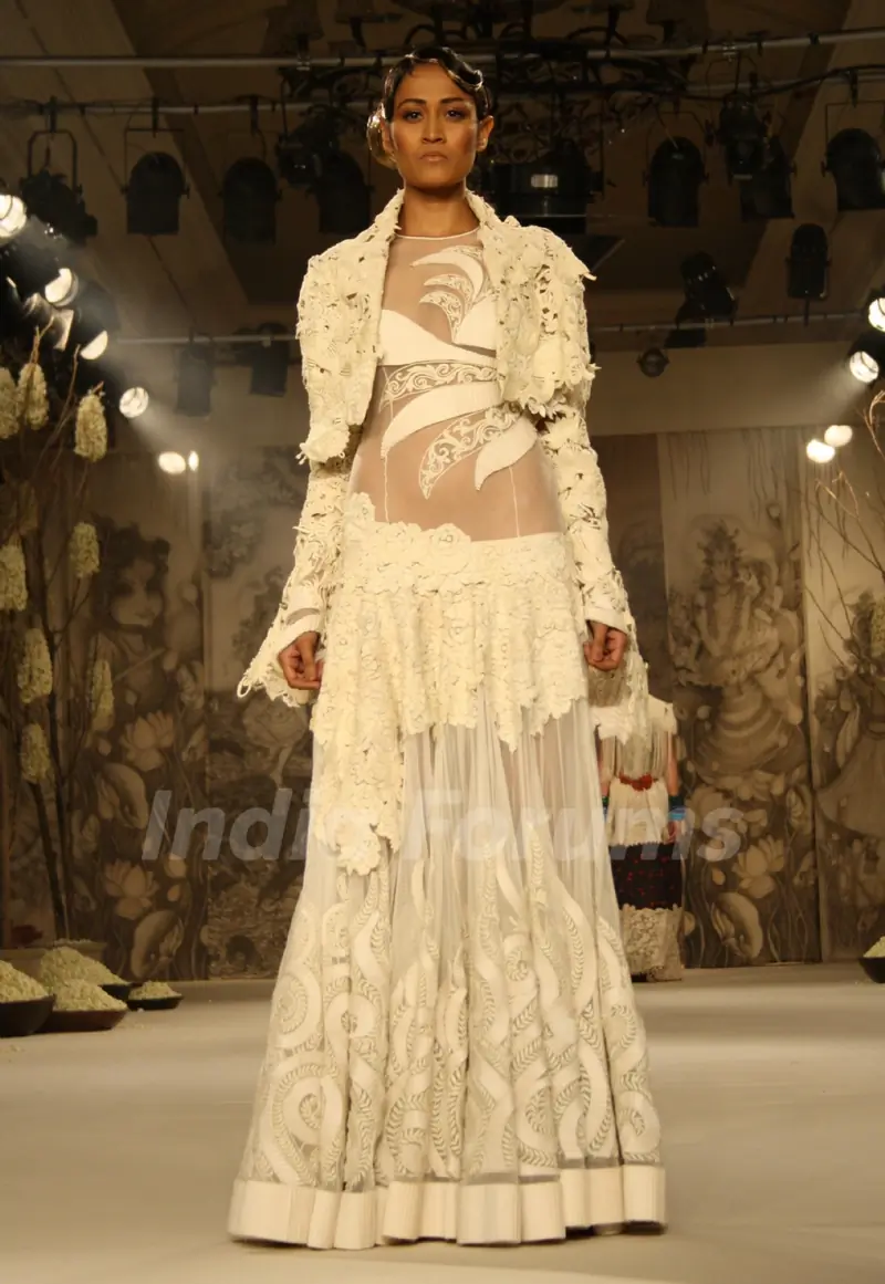 A model showcasing designer Rohit Bal's creation at the Synergy1 Delhi Couture Week,in New Delhi