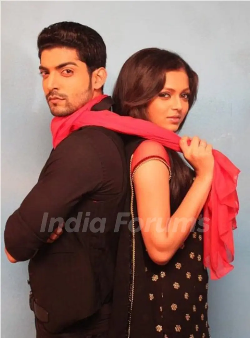 Still image of Maan and Geet