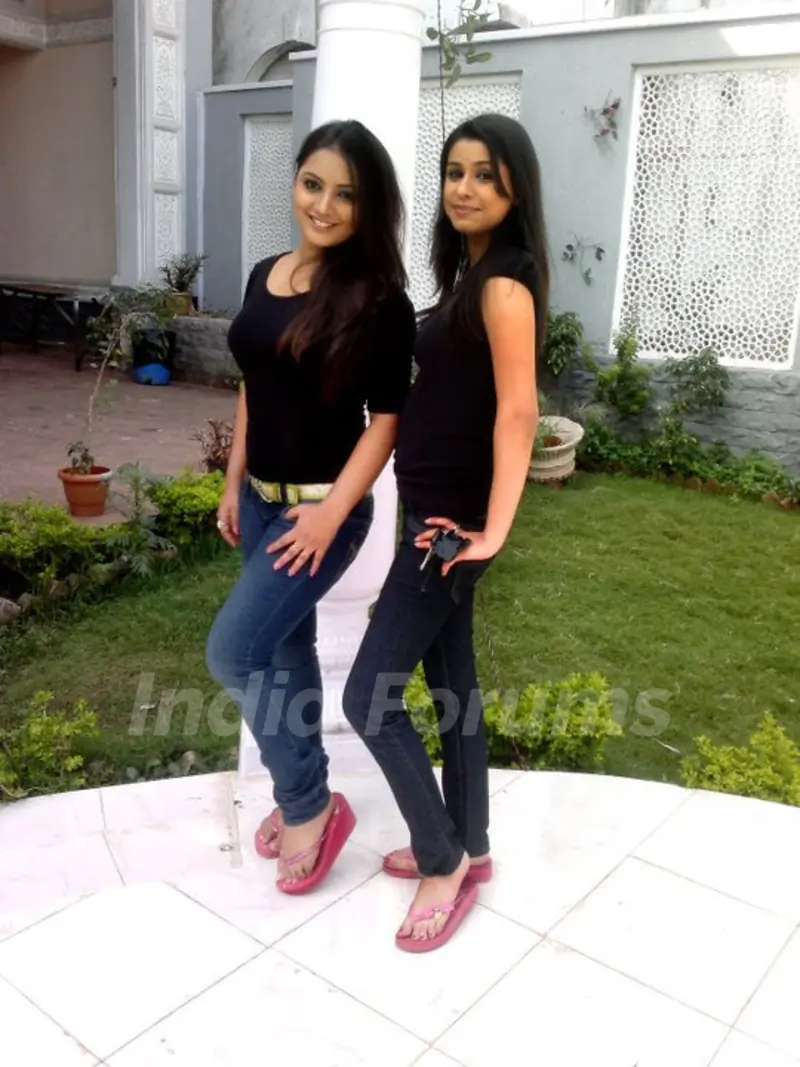 Neha Saroopa and Nidhi Uttam