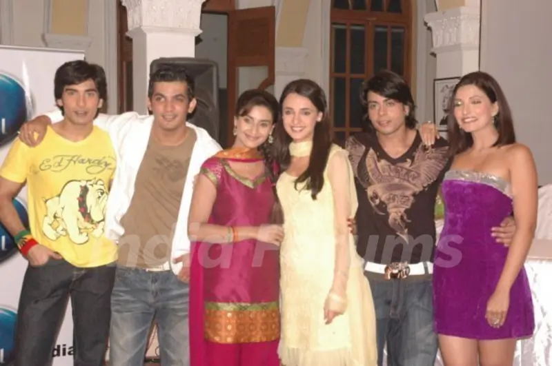 Star cast at the launch of MJHT