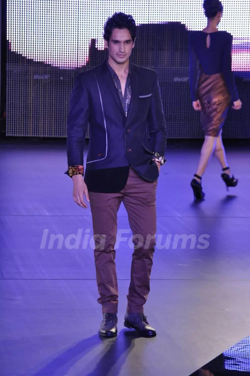 Model walks the ramp for designers Rohit Gandhi and Rahul Khanna's collections at Blenders Pride Fashion Tour day 2. .