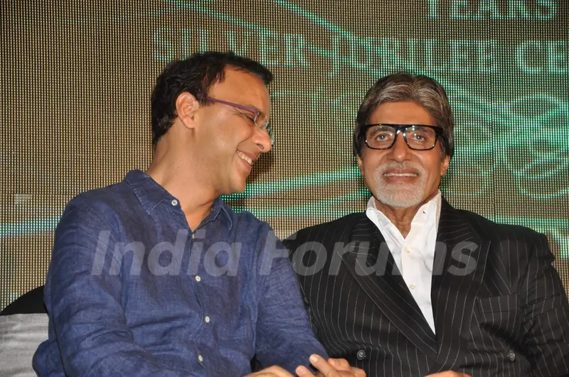 Megastar Amitabh Bachchan unveils Nitin Desai's book at his 25th year celebrations at JW Marriott in Mumbai.  .